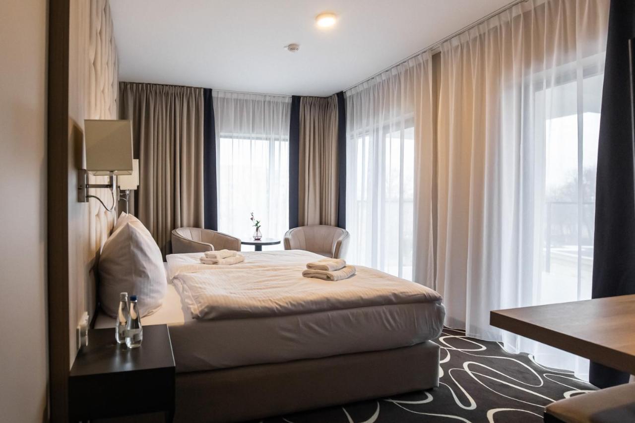 Trofana Wellness & Spa เมียนซิดดรอแย ภายนอก รูปภาพ