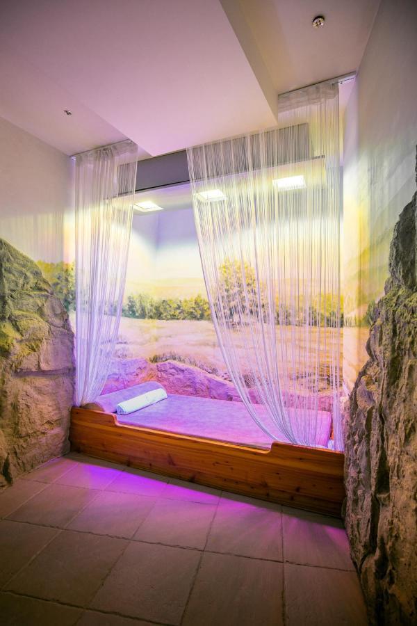 Trofana Wellness & Spa เมียนซิดดรอแย ภายนอก รูปภาพ