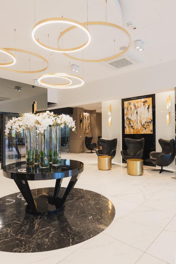 Trofana Wellness & Spa เมียนซิดดรอแย ภายนอก รูปภาพ