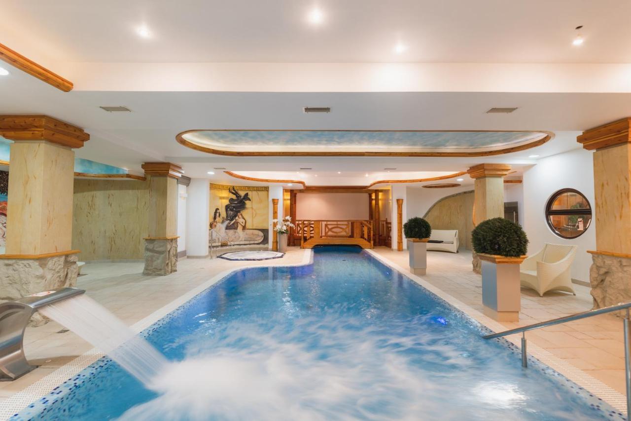 Trofana Wellness & Spa เมียนซิดดรอแย ภายนอก รูปภาพ