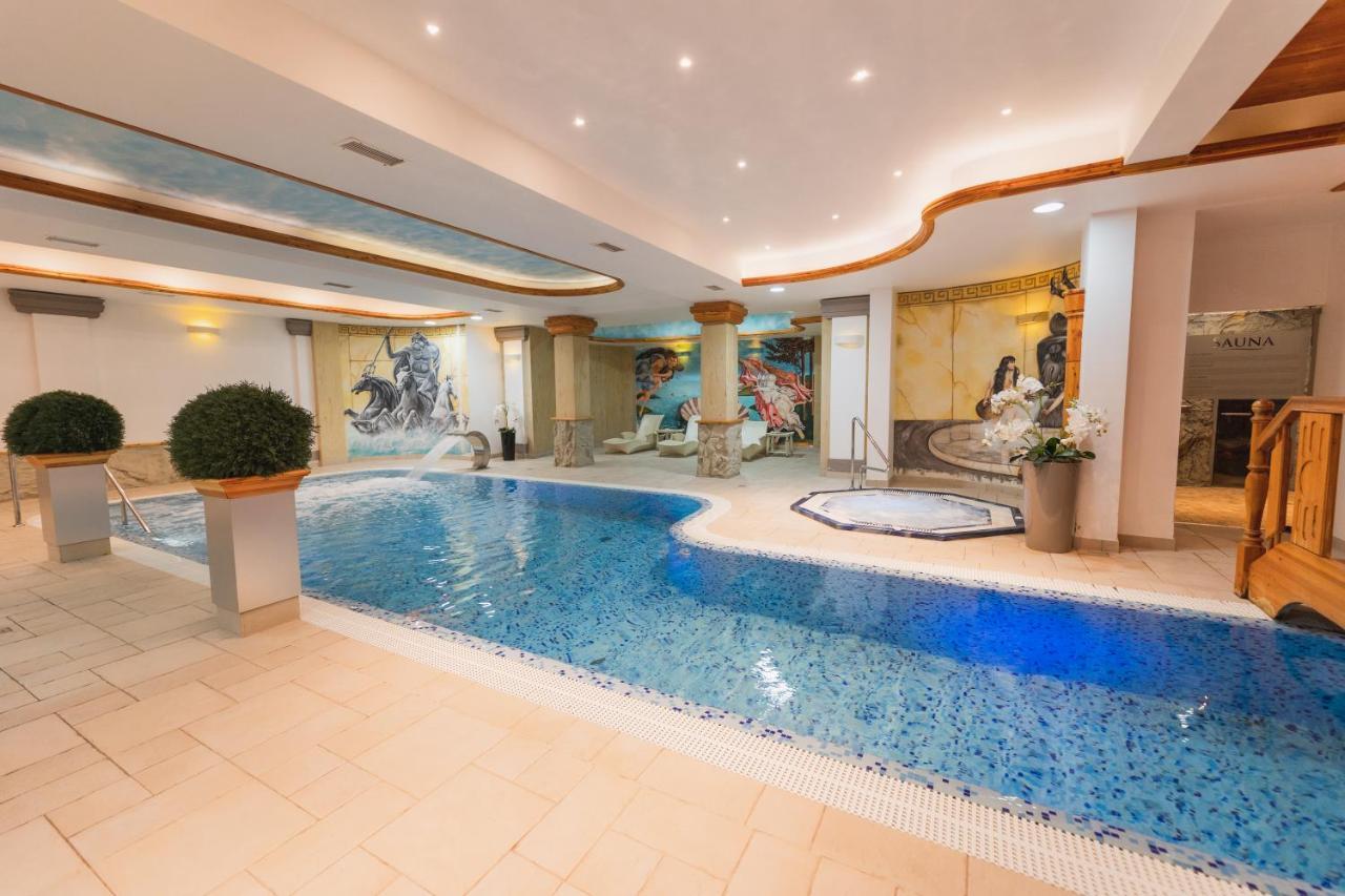 Trofana Wellness & Spa เมียนซิดดรอแย ภายนอก รูปภาพ