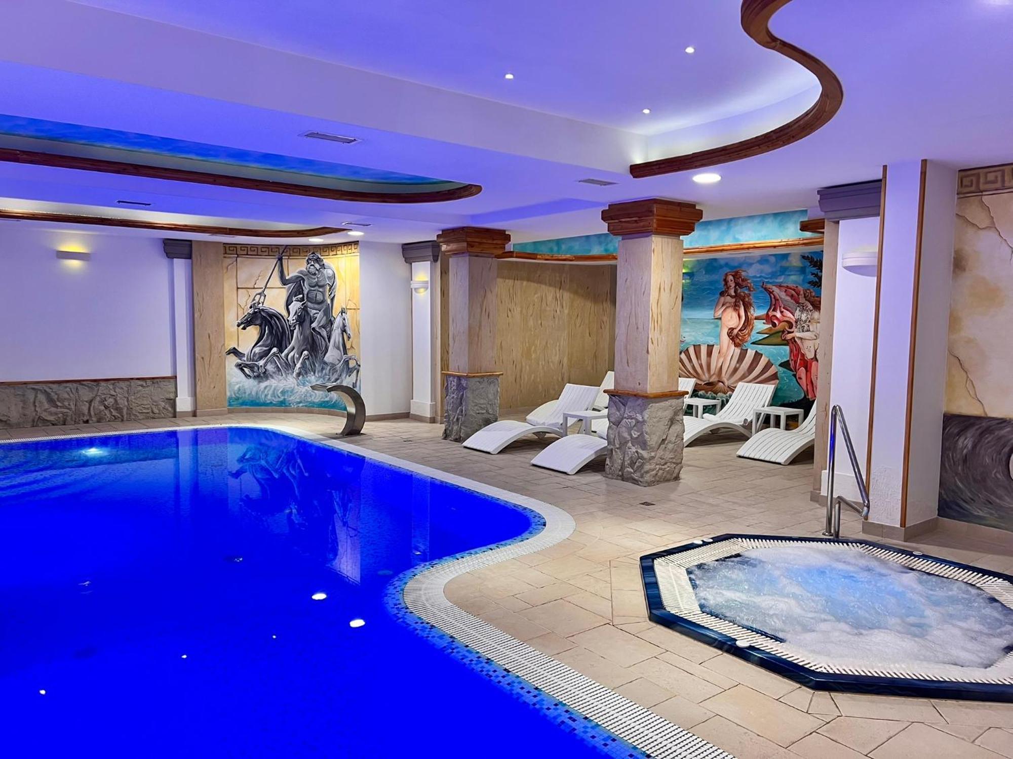 Trofana Wellness & Spa เมียนซิดดรอแย ภายนอก รูปภาพ