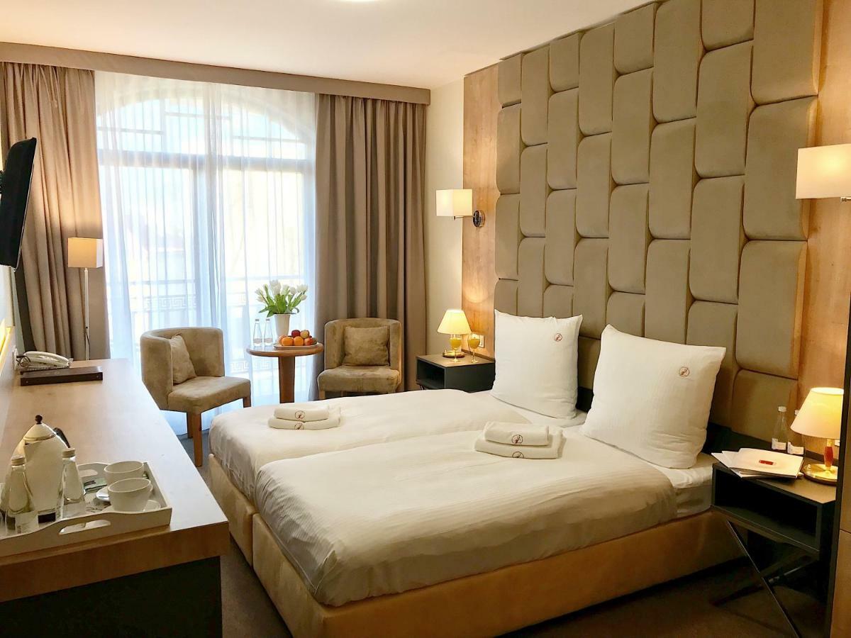 Trofana Wellness & Spa เมียนซิดดรอแย ภายนอก รูปภาพ